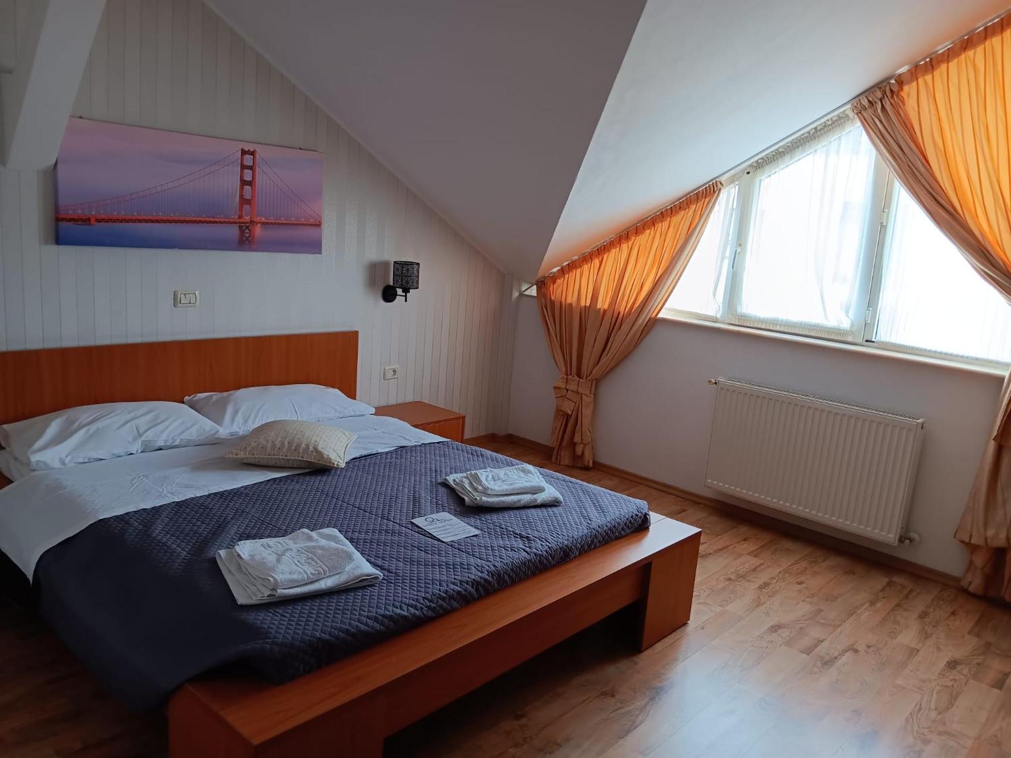 Hotel Vila Veneto ティミショアラ エクステリア 写真